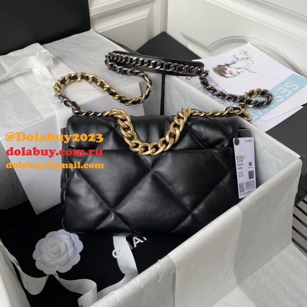 Top CC 19Bag AS1160 Lambskin Handbag