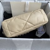 Top CC 19Bag AS1160 Lambskin Handbag