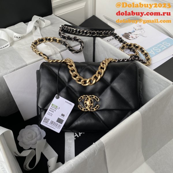 Top CC 19Bag AS1160 Lambskin Handbag