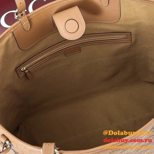Gucci GG Emblem Large Tote Shoulder 847455 Bag